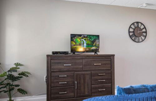 Chic New York Studio with Kitchen - Foto 9