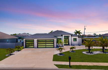 Relax & Play in Cape Coral Pool BBQ Family Fun - Foto 20