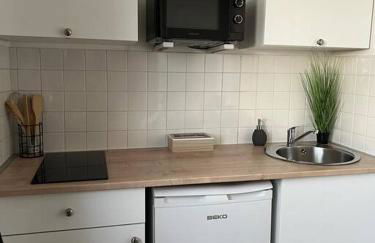 Charmant T1, parking privé, proche gare - Foto 7