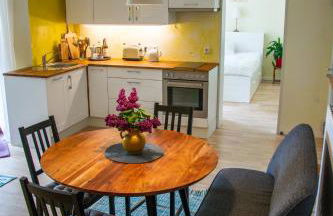 Souterrainwohnung mit großem Garten und Sauna - Photo 7