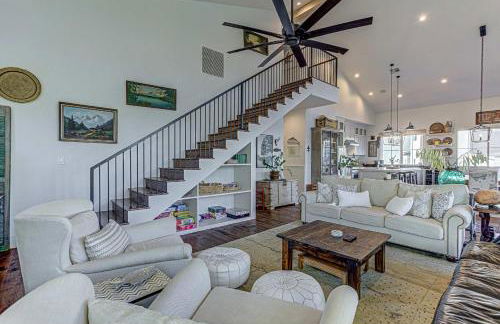 Immaculate Waterfront Family Home for 16 w Private Dock - Foto 10