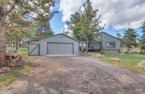 Cozy Red Feather Lakes Retreat with Deck and Yard - Foto 4