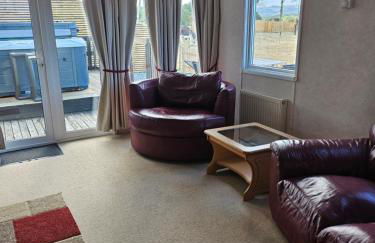 Ruth's Repose Shropshire Country Retreat with private hot tub & Stunning Views - Photo 25
