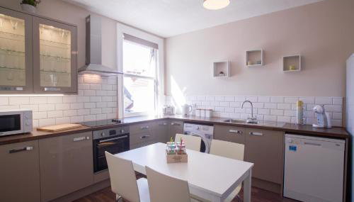 VICTORIA 24 - Foto 2