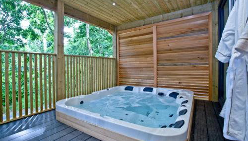 Cedar Lodge, South View Lodges, Exeter - Foto 2, towels