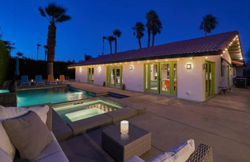 Pineapple Splash! Complete Privacy! Salt Pool! - Photo 20