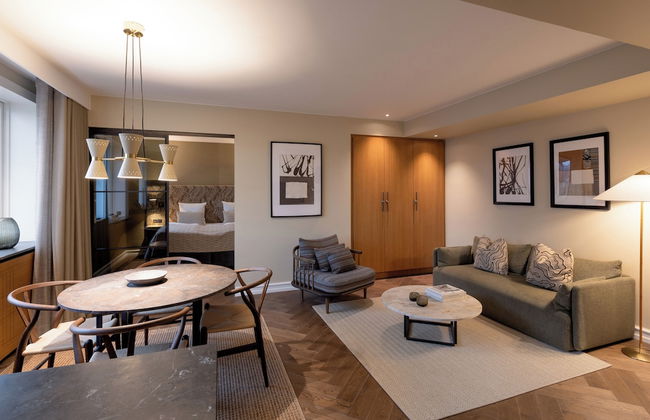 Hypernym Hotel & Suites - Photo 9