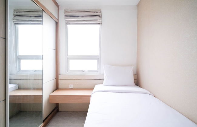 Homey And Tidy 2Br At Puri Mas Apartment - Foto 2