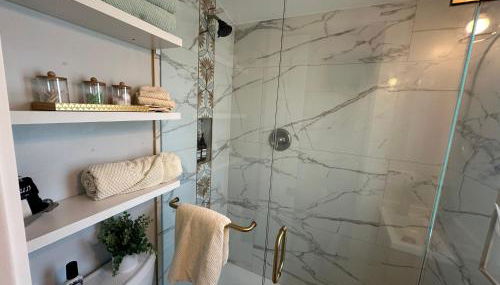 W-Bright PaG Island Rental - Walk to Beach - Bikes - Foto 5, towels, Shower