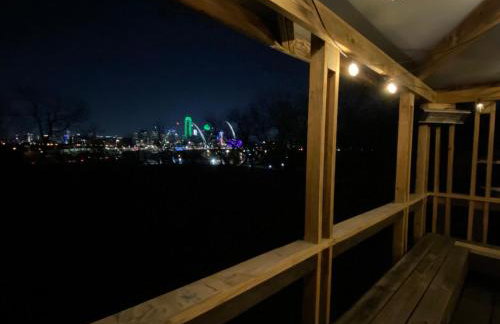 Luxe Dallas Estate Nearly Half Acre Skyline Views - Foto 77