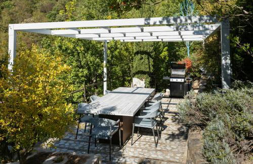 Medieval Tower In Sibillini Mountains Park - Foto 35