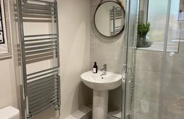 Calderside Cottage (2 BDR Central Hebden Bridge) - Photo 4