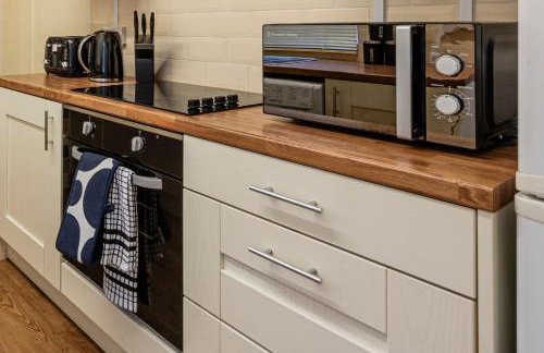 Harbour place in Newcastle under Lyme with Parking, perfect for Contractors or Alton Towers - Foto 6