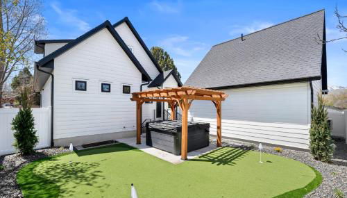 New Mountain Retreat with Hot Tub & Putting Green - Foto 2