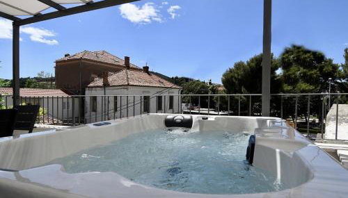 Modern Jacuzzi Apartment Mickey - Foto 1