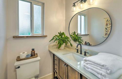 Farmhouse with Private Hot Tub Less Than 1 Mile to Birch Bay - Foto 22