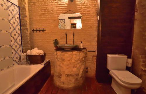 Casa Tenorio Barrio de Santa Cruz - Photo 4