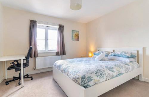 Lovely Two Bed detached house with Parking - Foto 12