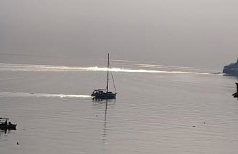 Seaview Luxury Apartment with private parking - Photo 44