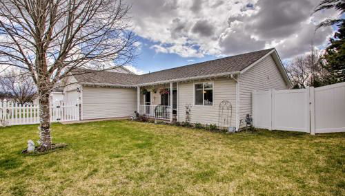 Cozy Getaway with Yard and Patio 4 Mi to Hayden Lake! - Foto 4