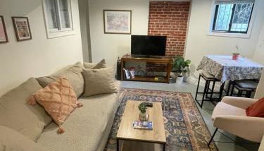 Charming & Spacious Apt in Historic Rowhouse - Foto 4