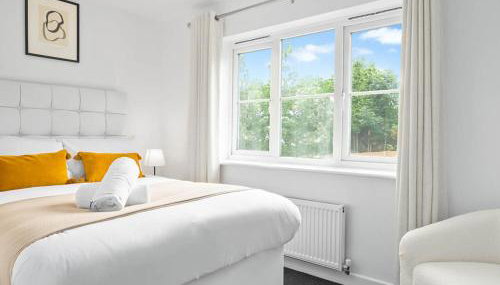 Modern Two Bed House - Garden - Parking - Smart TV - 2GMS - Foto 2