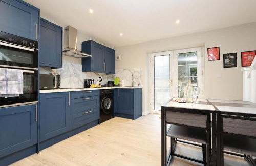 Perfect Booking 2 Bed Home in Merthyr Tydfil - Photo 36