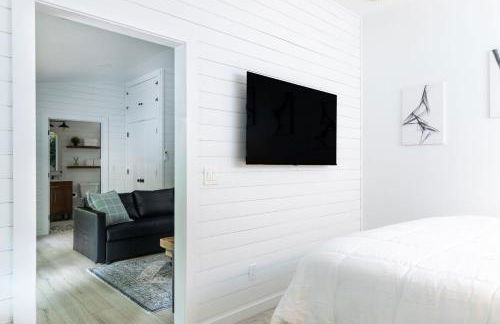 Tranquility Pond Cottage, Relax, Fish and Unwind - Foto 16