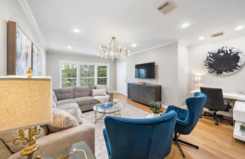 The Queen’s Gambit II - Photo 3