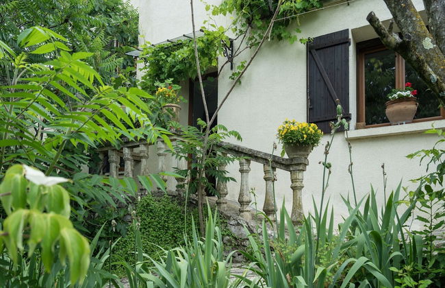 Majestic Holiday Home in Laroque With hot tub - Foto 35