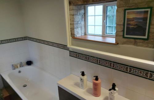 Thames Head Wharf - Historic Cotswold Cottage with Stunning Countryside Views - Foto 59