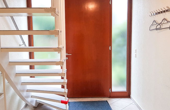 Tolstov-Hotels Beautiful Villa with Big Garden - Photo 16