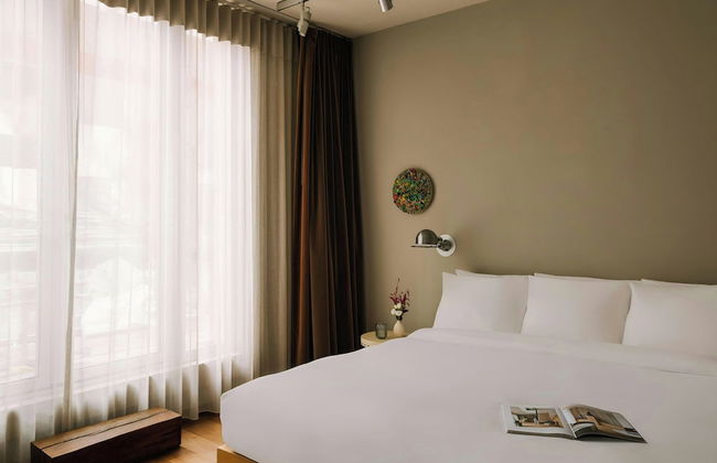 Chambers Hotel Central Park South, Sonder by Marriott Bonvoy - Photo 18