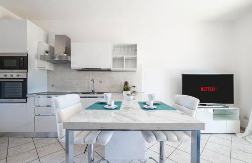 [SEA 10MIN] Modern house with pool in the hills - Foto 1