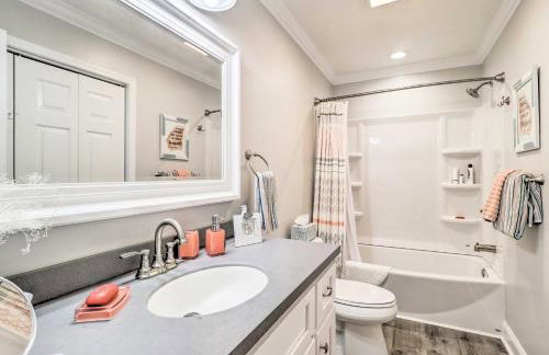 Waterfront Lake Sinclair Home with Boat Dock! - Foto 21