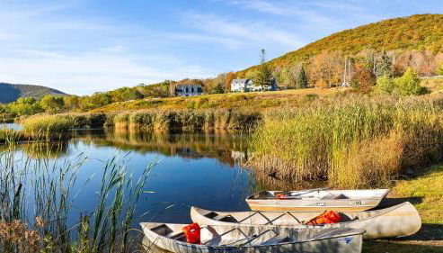 Scenic Catskills Retreat • Pool Hot Tub Game Room Lake Views Mountainview Estate by AvantStay - Foto 4, Other