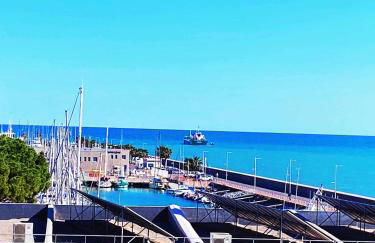 Apart. Port Arenal con terraza y piscina - Foto 5