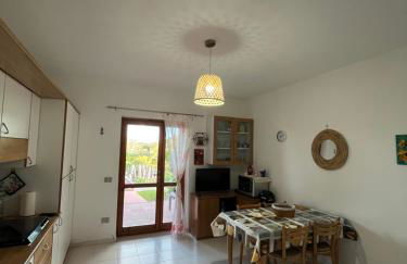 Villetta MP casa sviluppata su due piani con doppia veranda e parcheggio privato - Foto 6