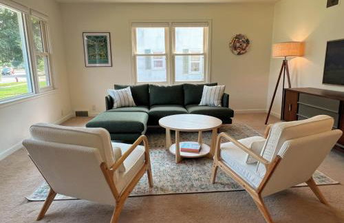 Spacious & Central, Office Space, Monthly Cleaning - Photo 2