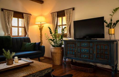 Green Hills Cottage with Pool & Magnificent View - Foto 28