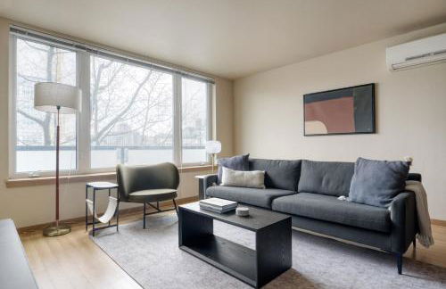 Queen Anne 1br w gym wd lounge roof deck SEA-577 - Foto 1