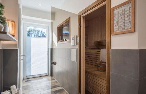 5 Sterne-Ferienhaus Eisvogel am See mit Sauna und Kamin - Foto 3