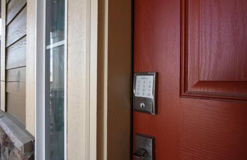 The Stylish Stay Is A Brand New Construction - Foto 26