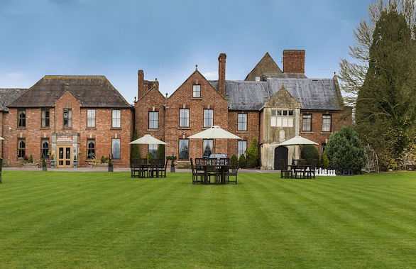 Hatherley Manor Hotel & Spa - Photo 1
