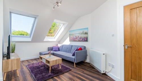 Beautiful Flat Town Centre 55 inch Smart TV + Netflix - Foto 2