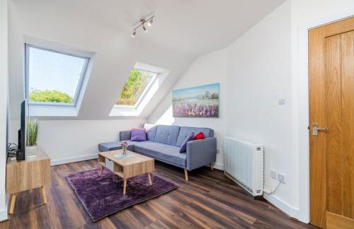 Beautiful Flat Town Centre 55 inch Smart TV + Netflix - Photo 2