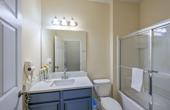 Remodeled Gem - Comfort and Location - Foto 5