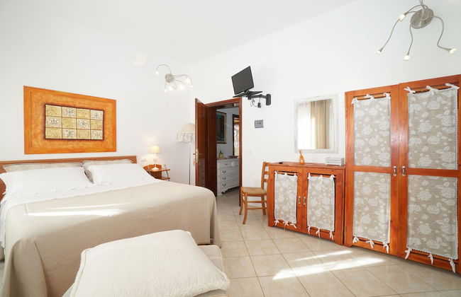 La Mimosa - Photo 20