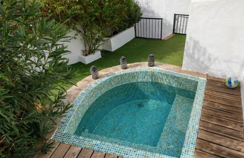 Casa Verde, charming village house, 4 bedrooms - Foto 1