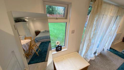 FABULOUS Self contained GARDEN STUDIO EGHAM - Foto 5